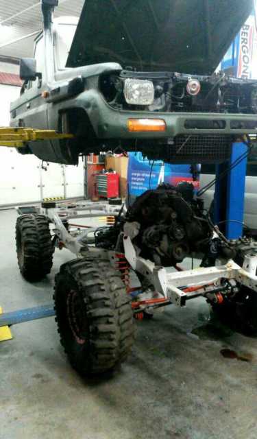 1993 Green Toyota Land Cruiser