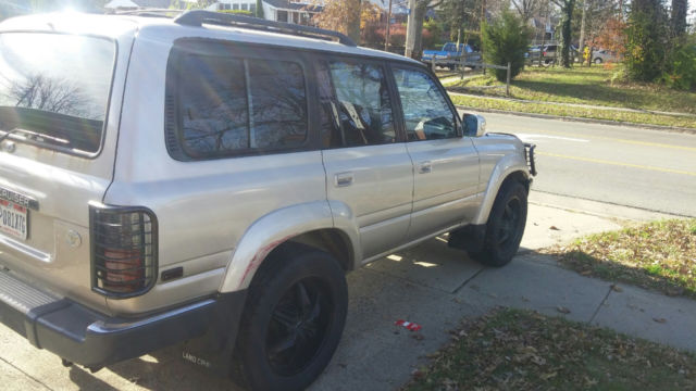1983 White Toyota Land Cruiser