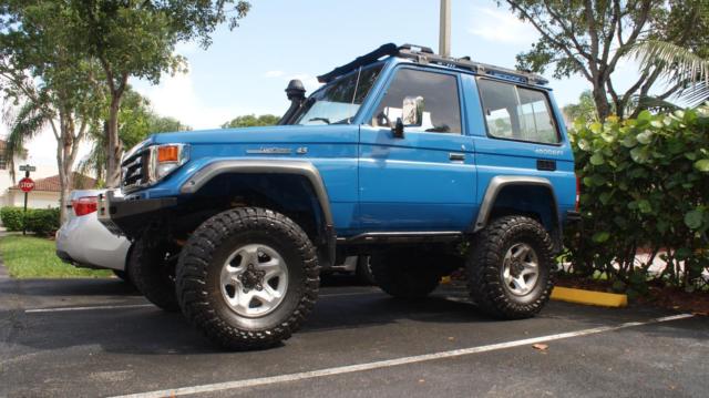 1988 Blue Toyota Land Cruiser Off Road