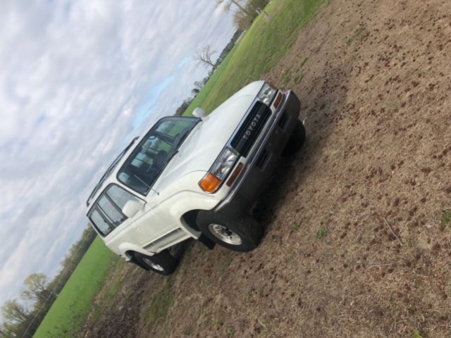 1992 White Toyota Land Cruiser SUV