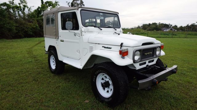 1983 White Toyota Land Cruiser SUV