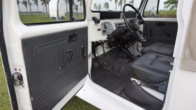 1983 White Toyota Land Cruiser SUV