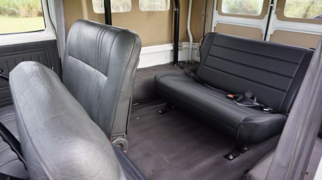 1983 White Toyota Land Cruiser SUV