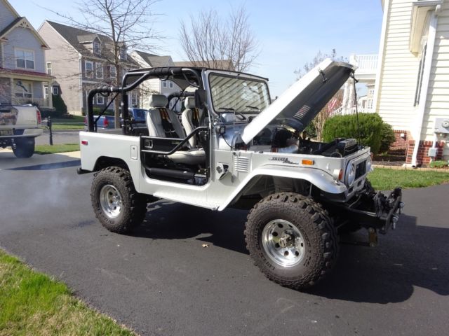 1972 gray Toyota Land Cruiser