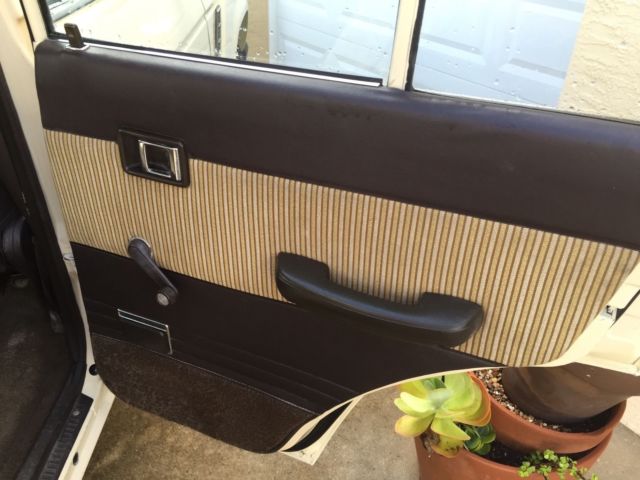 1985 Tan Toyota Land Cruiser SUV