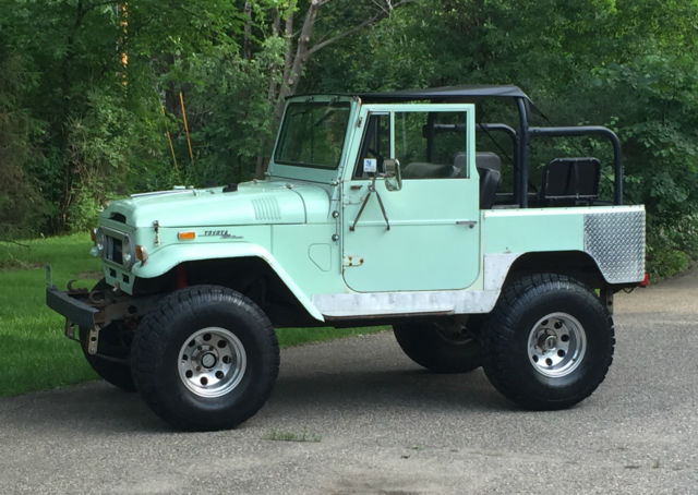 1971 Green Toyota Land Cruiser
