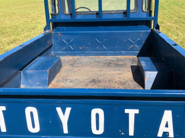 1974 Blue Toyota Land Cruiser Crew Cab Pickup