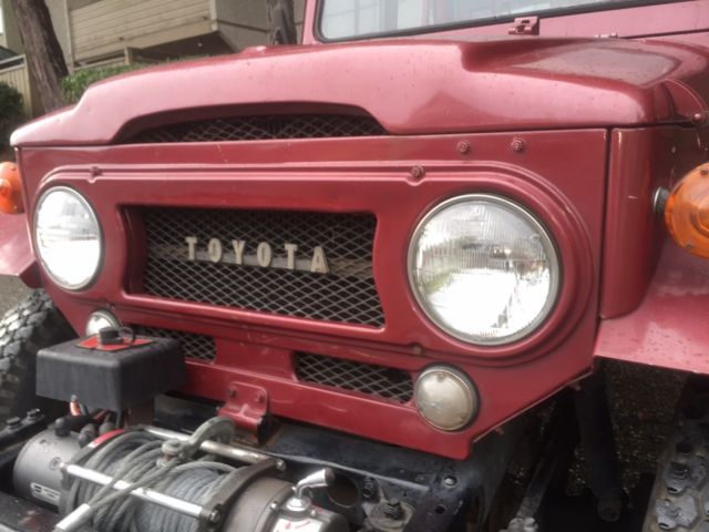 1977 White Toyota Land Cruiser Crew Cab Pickup