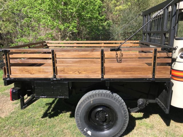 1986 Tan Toyota Land Cruiser Crew Cab Pickup