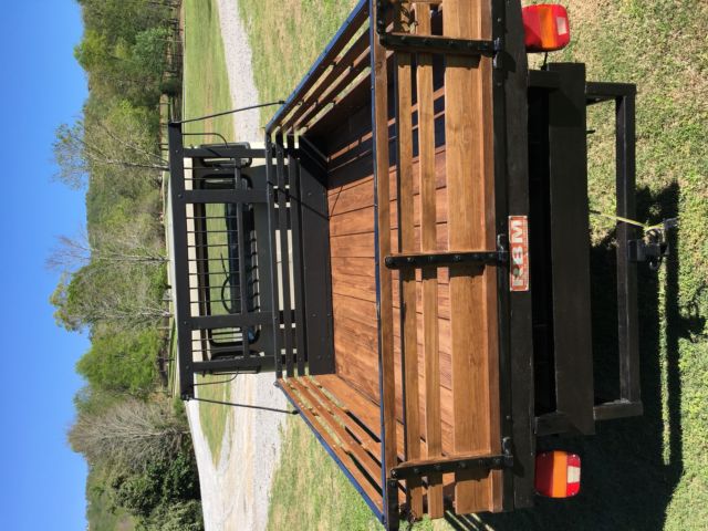 1986 Tan Toyota Land Cruiser Crew Cab Pickup