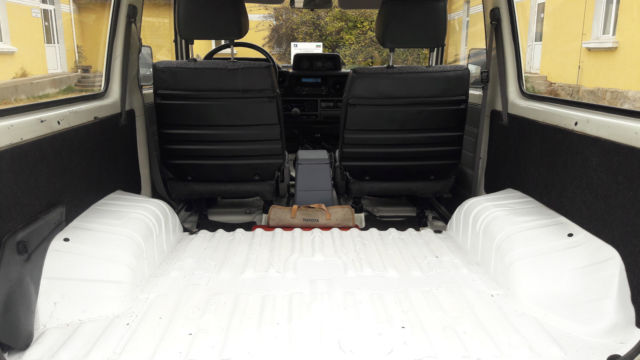 1986 White Toyota Land Cruiser Wagon