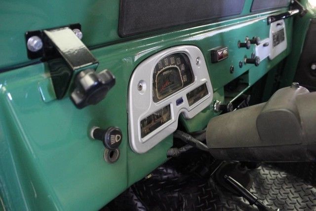 1980 Green Toyota Land Cruiser SUV