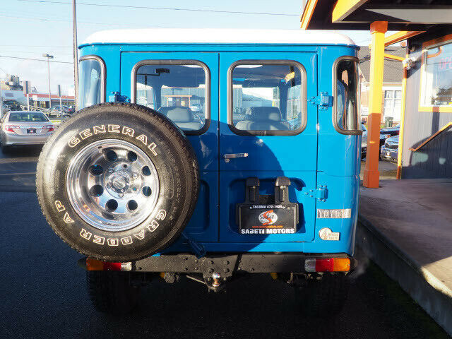 1982 -- Toyota Land Cruiser 2dr 4WD SUV