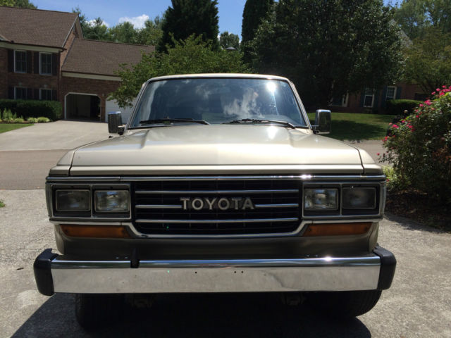 1989 Brown Toyota Land Cruiser SUV