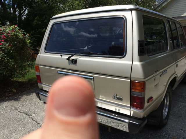 1989 Brown Toyota Land Cruiser SUV