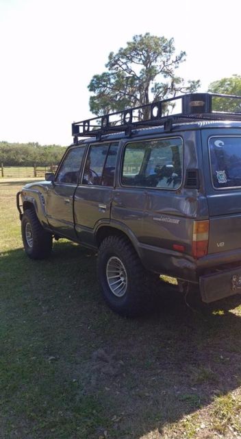 1986 Gray Toyota Land Cruiser 4 door