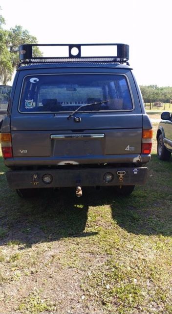1986 Gray Toyota Land Cruiser 4 door