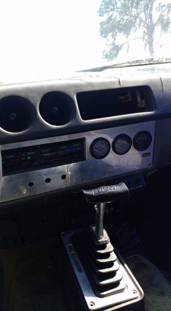 1986 Gray Toyota Land Cruiser 4 door