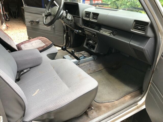 1987 Gray Toyota Other Extended Crew Cab Pickup