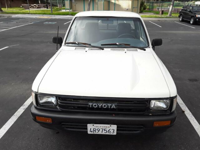 1989 White Toyota Other Standard Cab Pickup