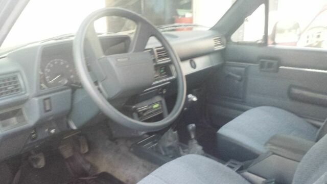 1987 Blue Toyota 86 Extended Cab Pickup