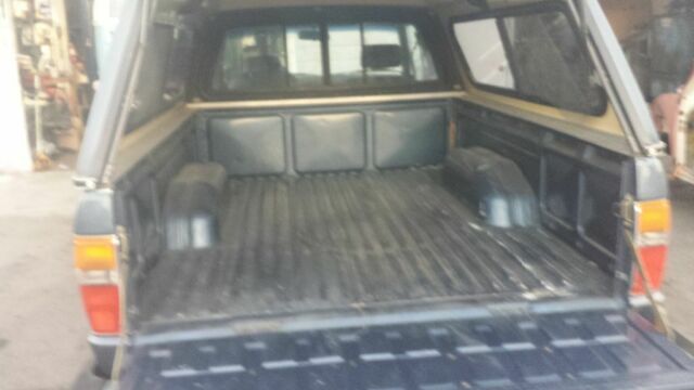 1987 Blue Toyota 86 Extended Cab Pickup