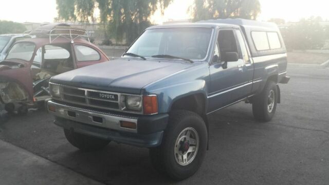 1987 Blue Toyota 86 Extended Cab Pickup