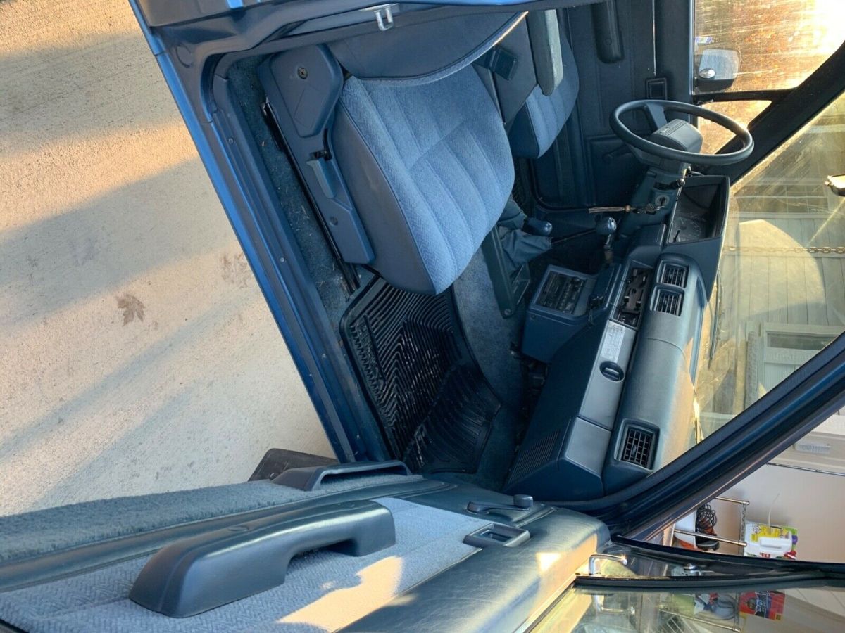 1988 Toyota SR5 Pickup Xtra cab