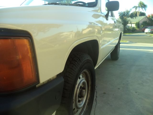 1986 Tan Toyota Other