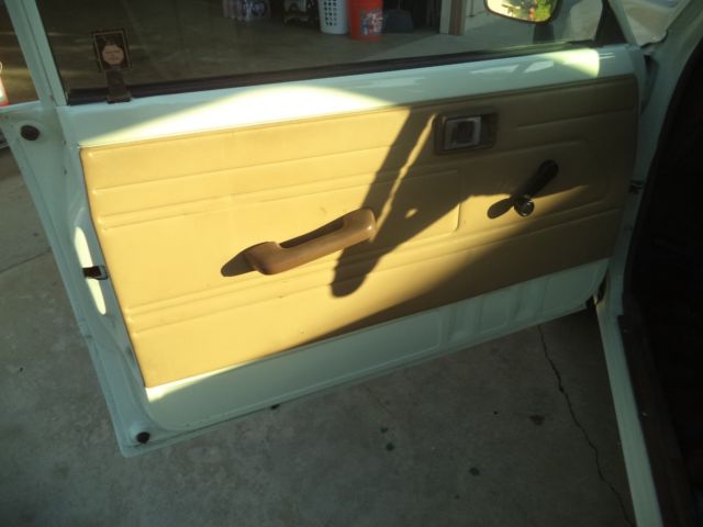 1986 Tan Toyota Other