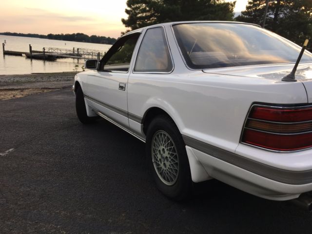 1990 White Toyota Other Coupe