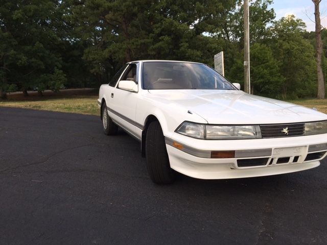 1990 White Toyota Other Coupe