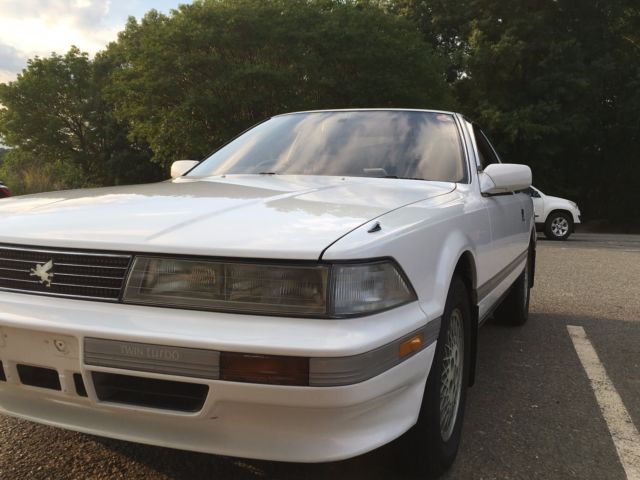 1990 White Toyota Other Coupe
