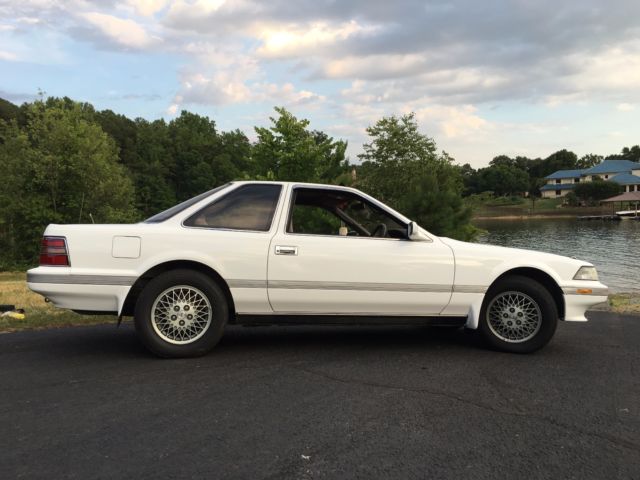1990 White Toyota Other Coupe