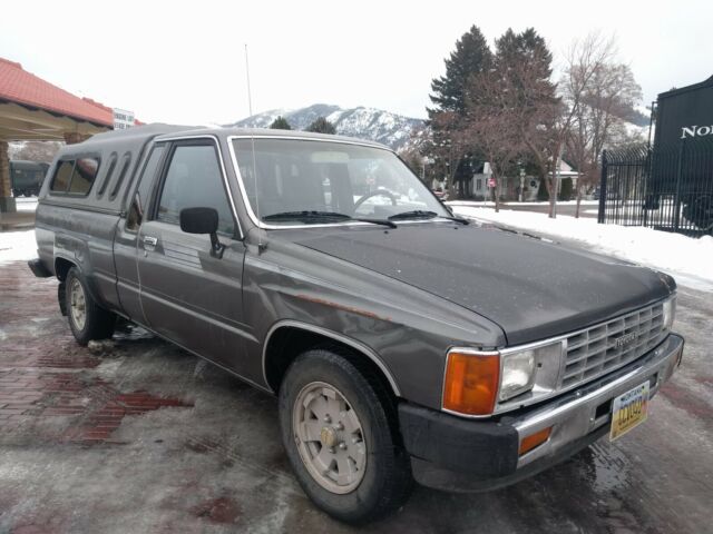 1986 Gray Toyota Other Extended Cab Pickup