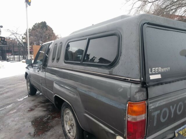 1986 Gray Toyota Other Extended Cab Pickup