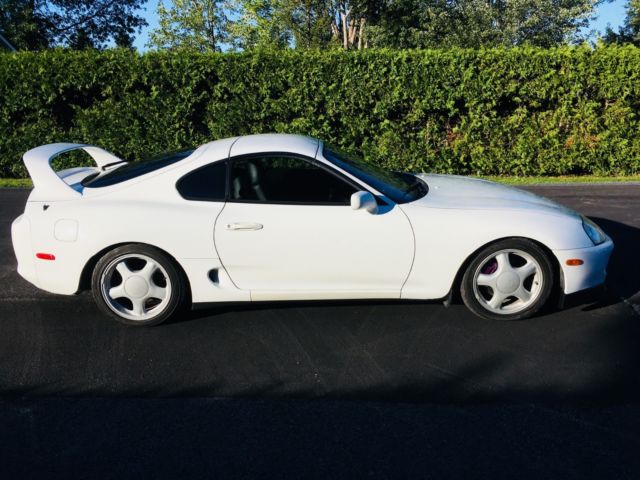 1993 White Toyota Supra coupe