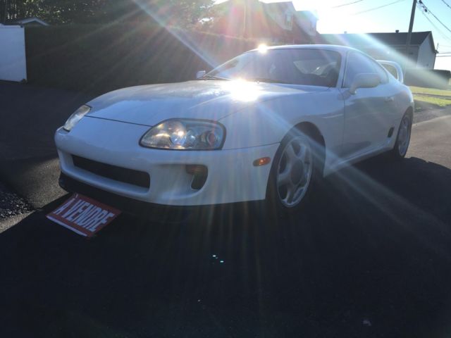 1993 White Toyota Supra coupe