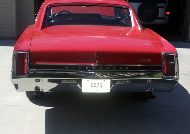 1966 Red Oldsmobile 442 Coupe