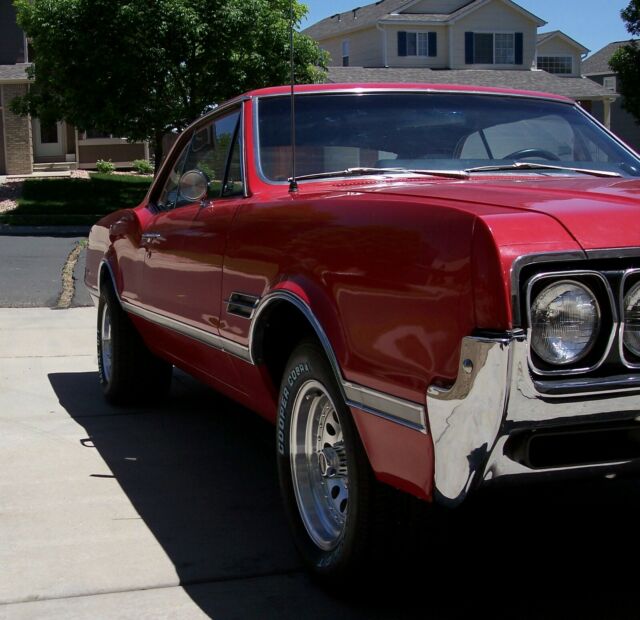1966 Red Oldsmobile 442 Coupe