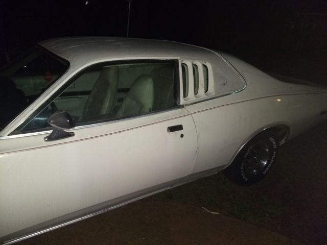 1973 White Dodge Charger Coupe