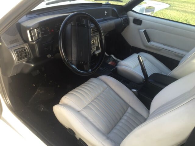 1993 White Ford Mustang Convertible