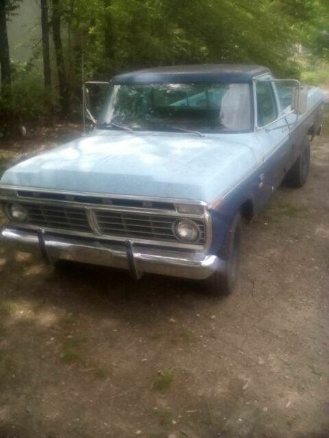 1974 Blue Ford F-250 Van Camper