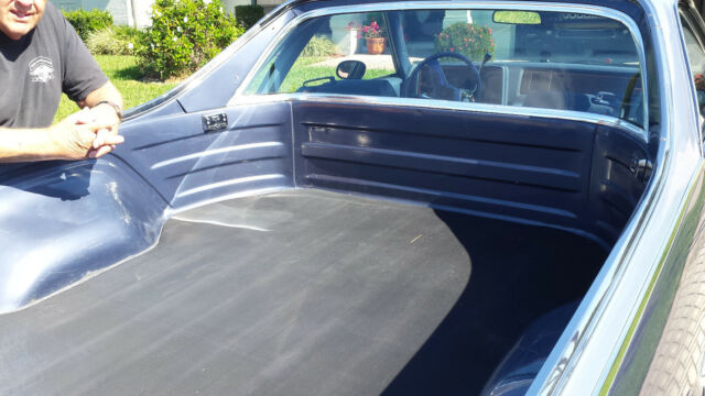 1983 Two Tone Blue Chevrolet El Camino Car / Truck