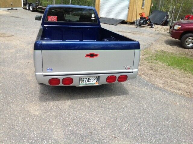 1986 Blue Chevrolet S-10 Standard Cab Pickup