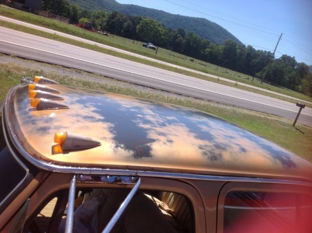 1985 gold and cream Dodge Ram 3500 Crew Cab Pickup