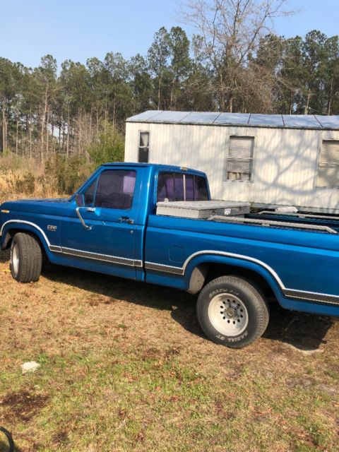 1985 Blue Ford F-150 Short Wheel Base