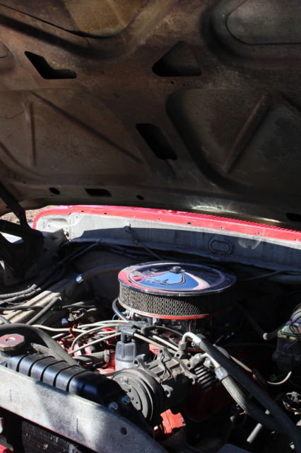 1970 Red and White Ford F-100 Standard Cab Pickup