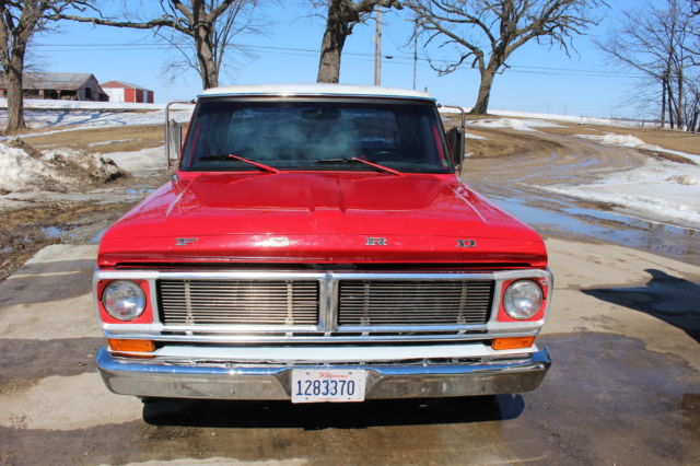1970 Red and White Ford F-100 Standard Cab Pickup