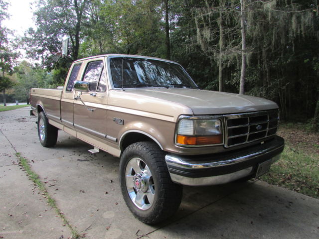 1992 Gold Ford F-250 Extended Cab Pickup